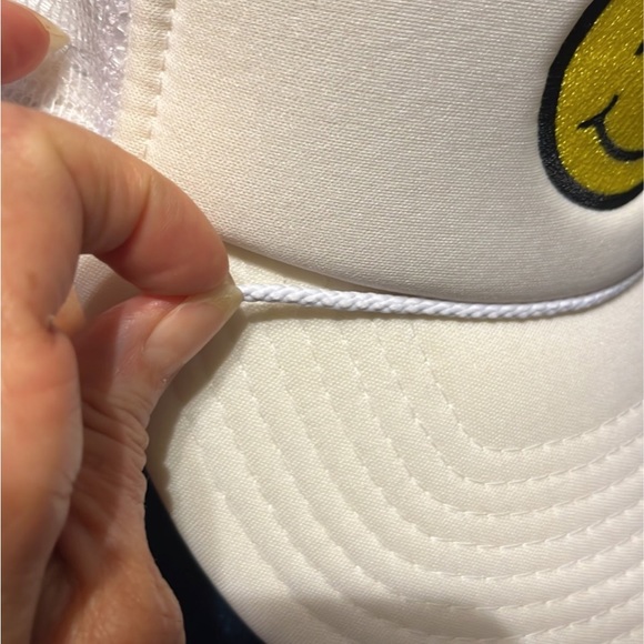 SOLD - NWOT NISSIN Emoji Snapback Cap - Picture 4 of 10